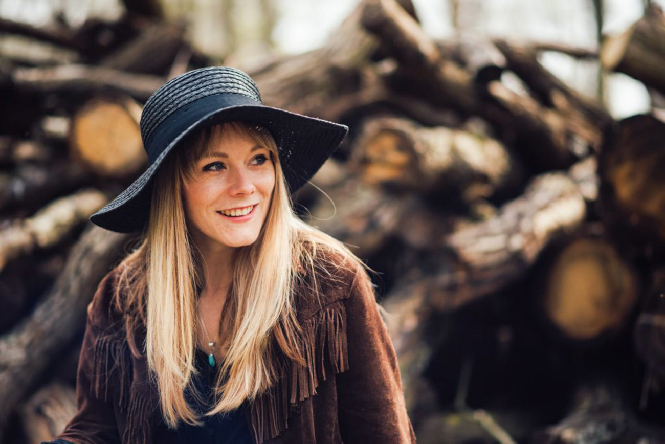 Lucy Kitt Singer Songwriter - Surrey Branding Photography