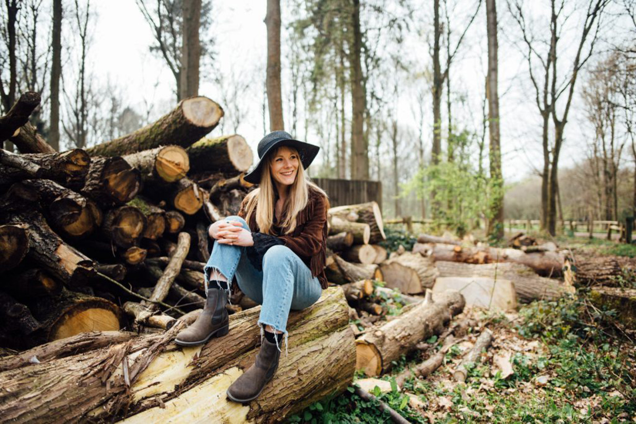 Lucy Kitt Singer Songwriter - Surrey Branding Photography