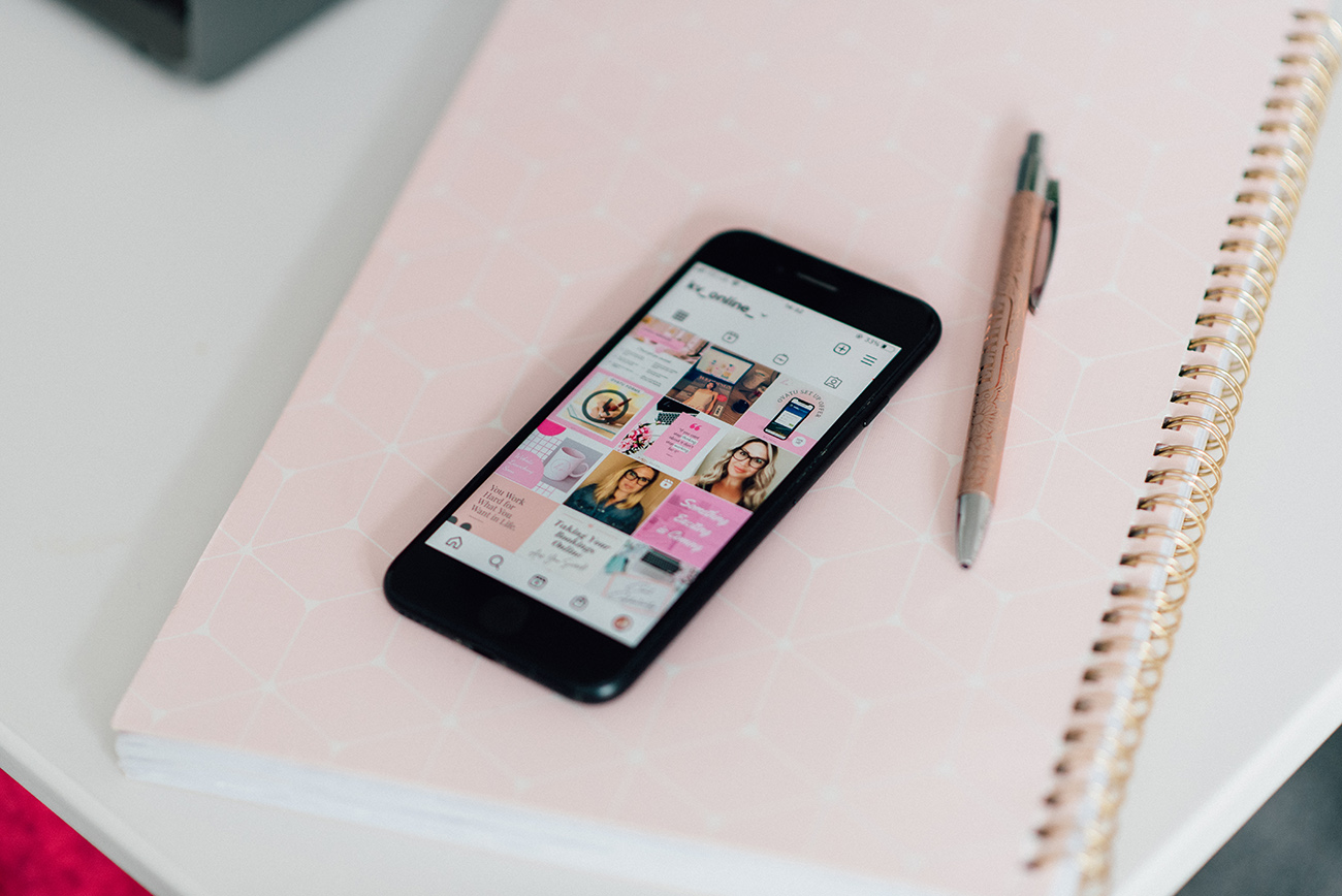 Kathryn Cook - Social Media and Business Marketing Assistant VA 2