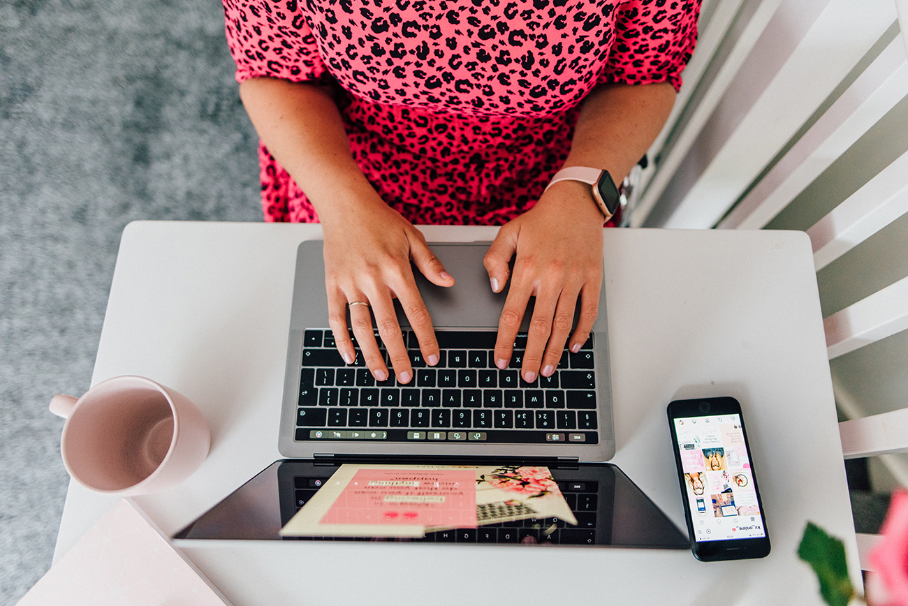 Kathryn Cook - Social Media and Business Marketing Assistant VA 5a