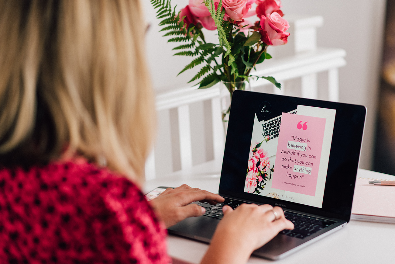 Kathryn Cook - Social Media and Business Marketing Assistant VA 6